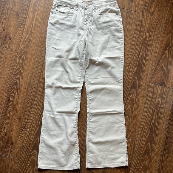 Zana Di Stretch Mid-Rise Flare Vintage Jeans - Off-White - Picture 2 of 11